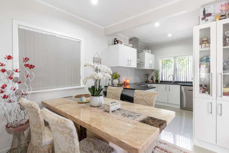 2/13 Templeton Place Clendon Park_12