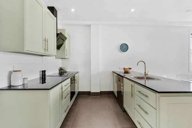 7/63 Kestev Drive Flat Bush_4