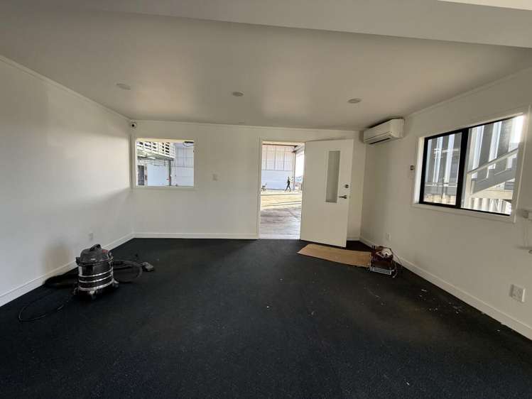 180 Fred Taylor Drive Whenuapai_6