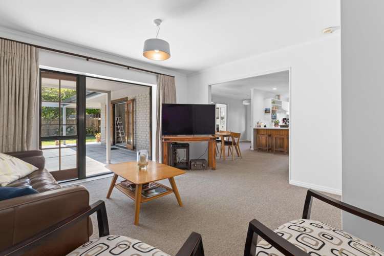 55 Kings Avenue Matua_4