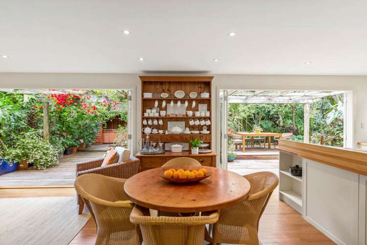 42 Mozeley Avenue Devonport_6