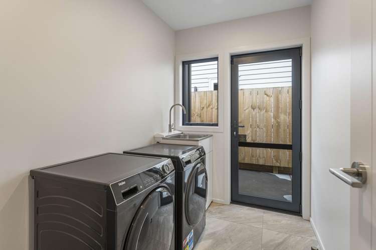 47 Charles Crescent Rainbow Point_22