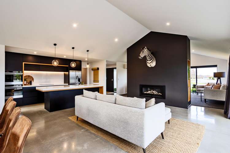 1 Lumsden Drive Waikiwi_8