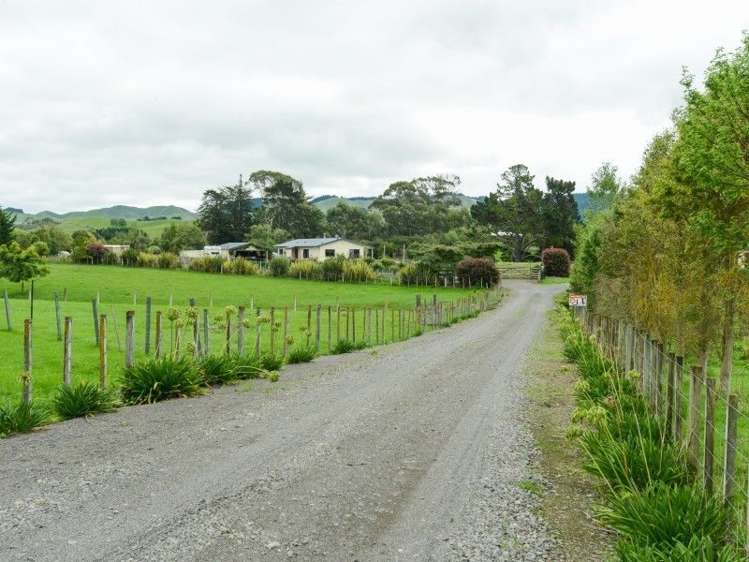217 Racecourse Road Waipawa_16