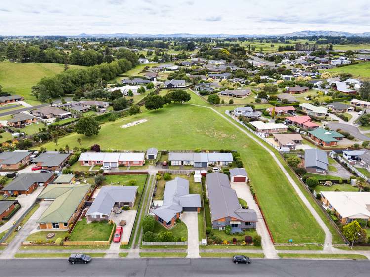 230 Chatsfield  Drive Te Awamutu_25