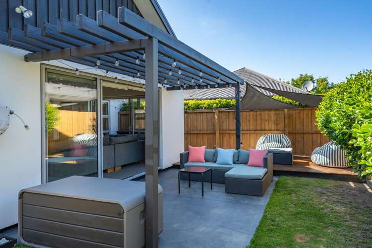 21 Farnborough Way Rolleston_14