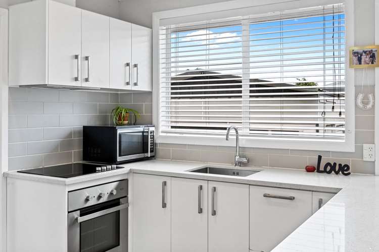 1/27 Sutton Crescent Papakura_9