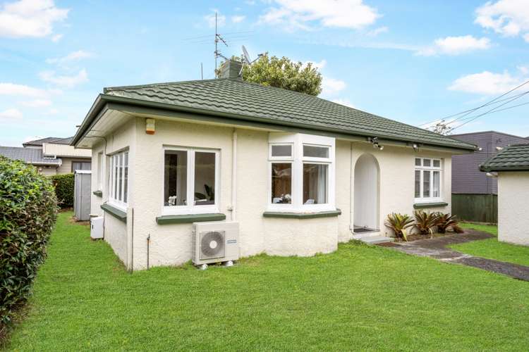 28 Invermay Avenue Mount Roskill_13
