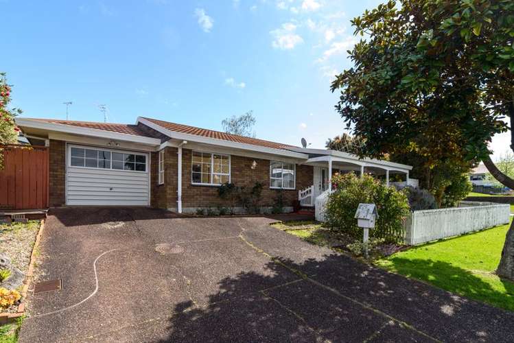 84 Granville Drive Massey_1