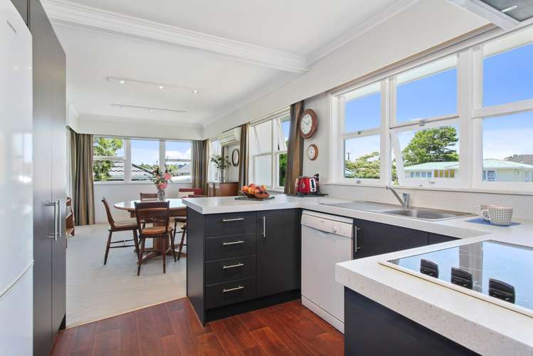 11 Abbotleigh Avenue Te Atatu Peninsula_6