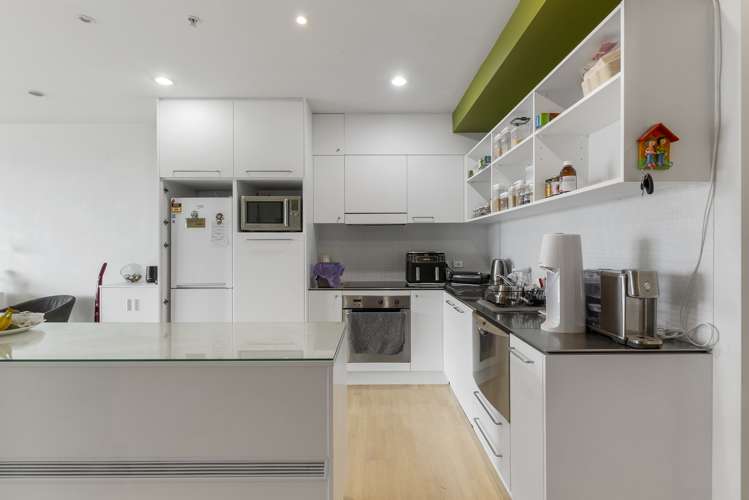 1210/30 Beach Road Auckland Central_4