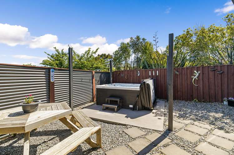 106 Mount View Road Bastia Hill_23