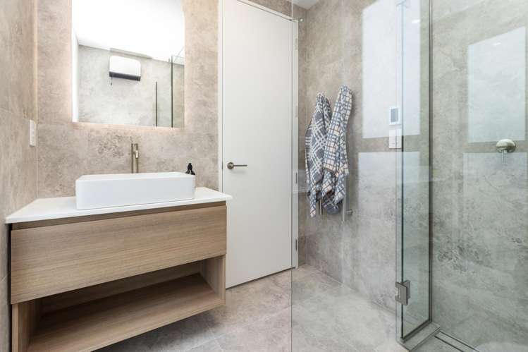 3/23 Webb Street Merivale_18