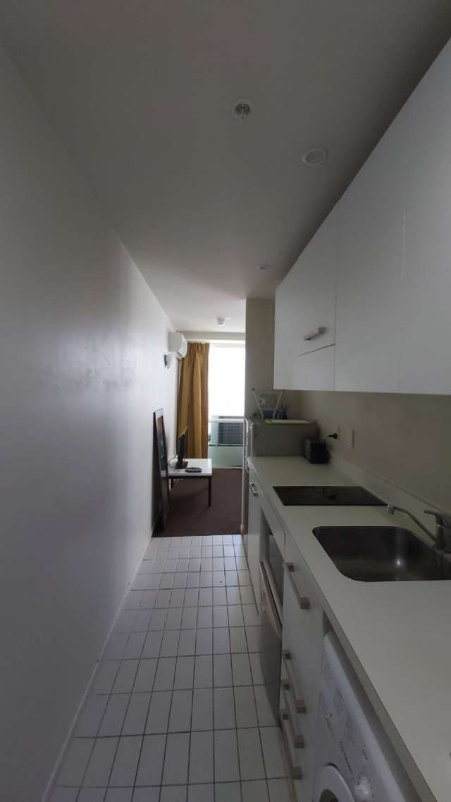 1826/10 Waterloo Quadrant Auckland Central_3