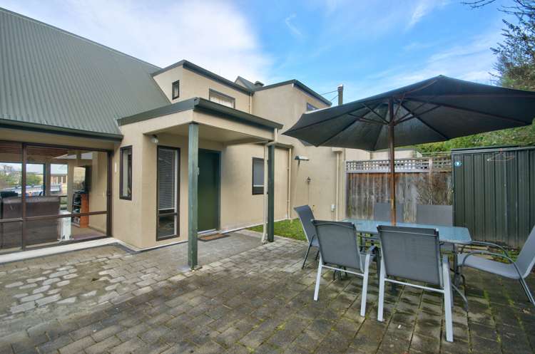 5 Goldleaf Hill Queenstown_14