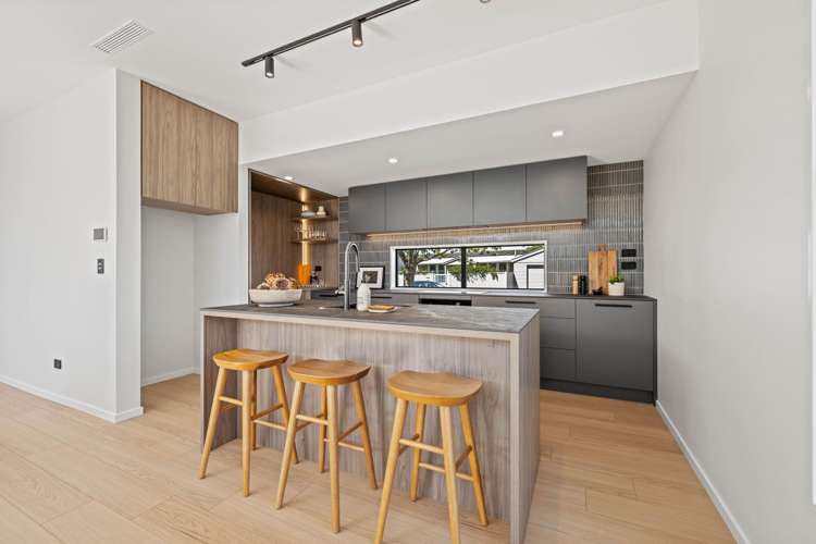 33 Clare Road Merivale_5