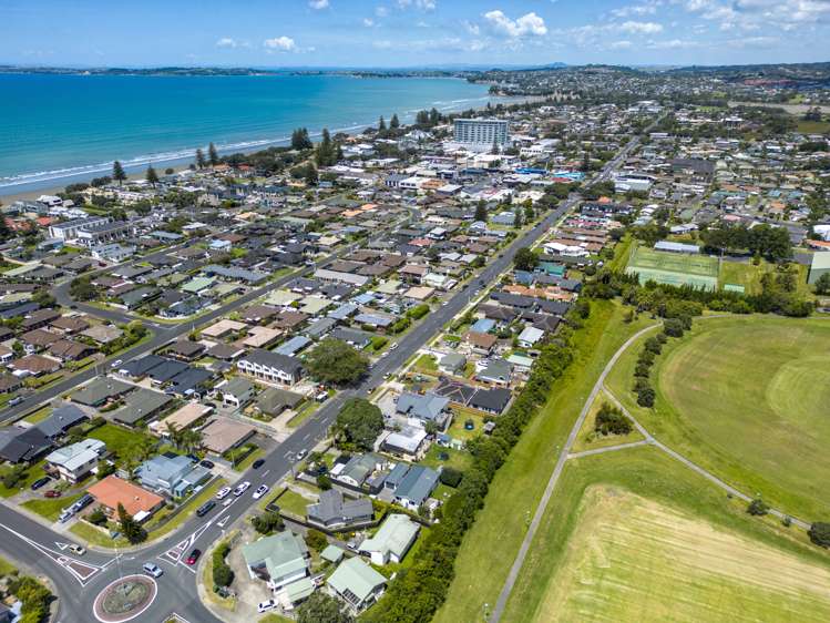 246a Centreway Road Orewa_35