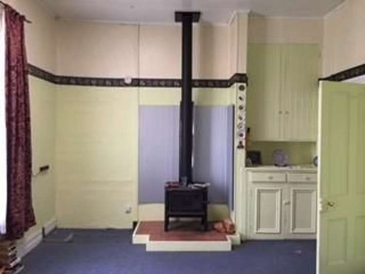 11 May Street Clinton and Surrounds_3