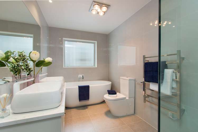 14 Lisnoble Road Flat Bush_10