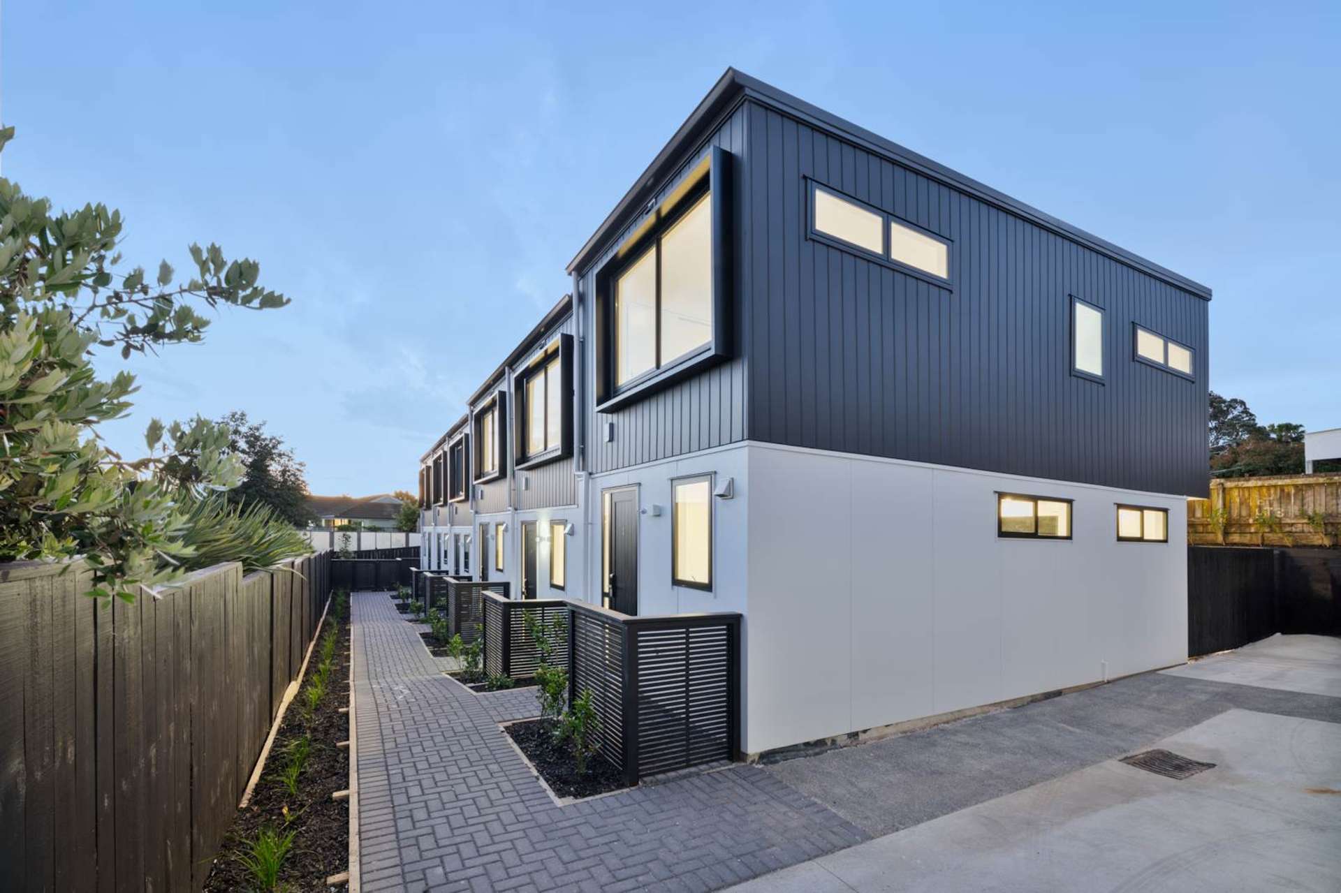 3/11 Jaemont Avenue Te Atatu South_0