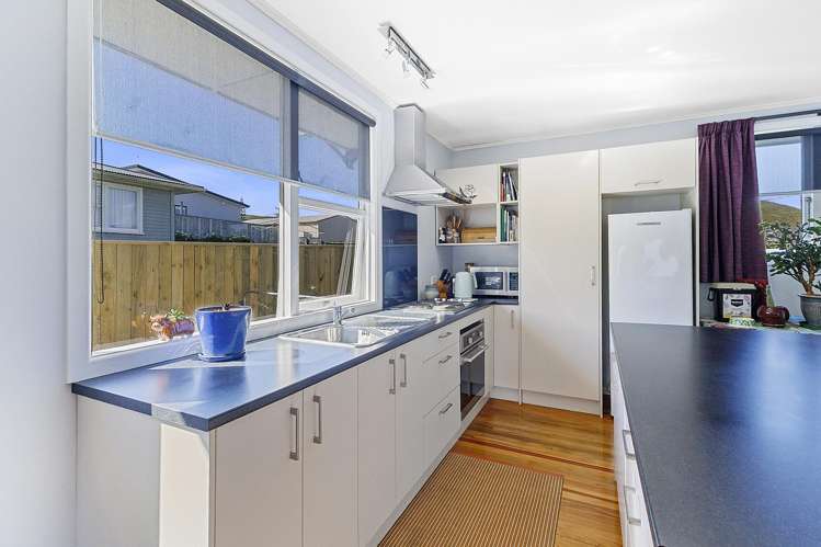 82 Warspite Avenue Cannons Creek_2
