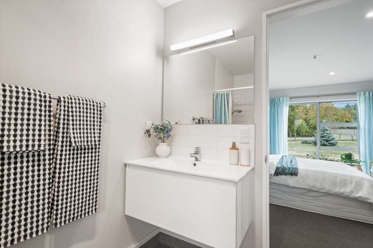 43 Stott Drive Darfield_13