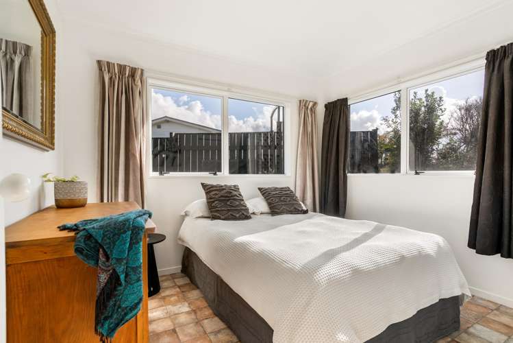 127 Bruce Wallace Place Whangamata_19