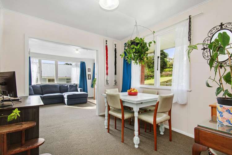 188 Sievers Grove Porirua East_5
