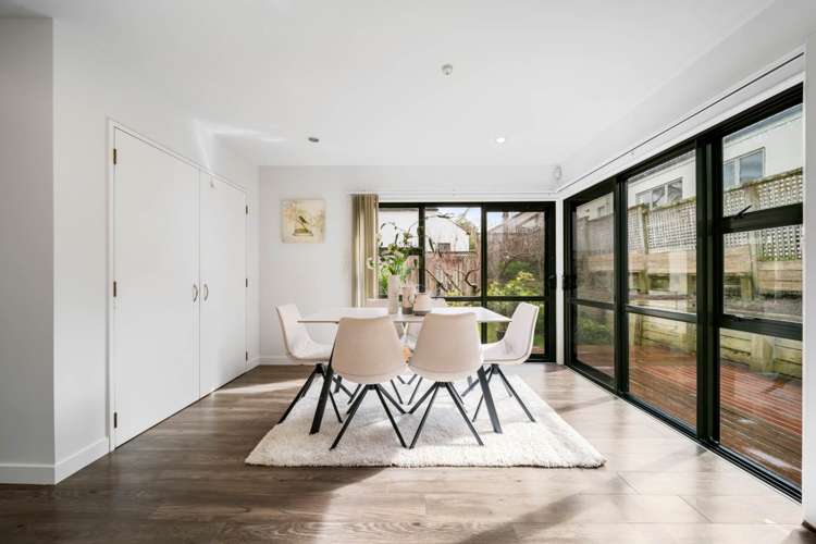 2/14 Hugh Green Drive Pinehill_8