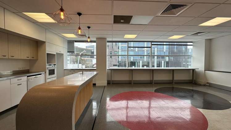 151 Victoria Street West City Centre_1