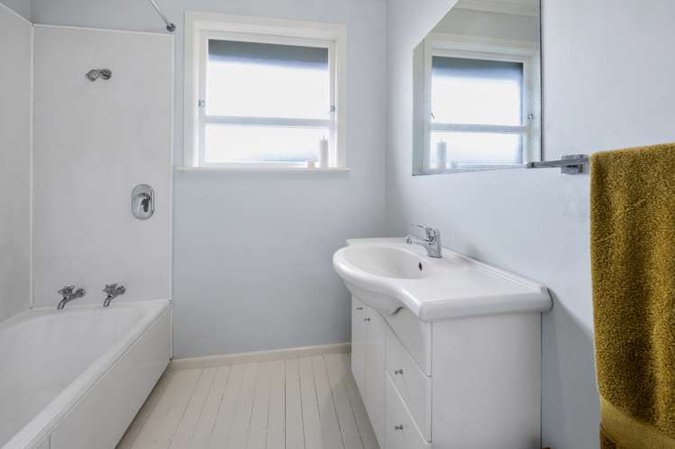 16 La Trobe Place Utuhina_12