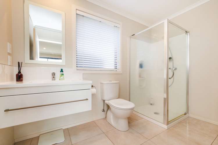 16 Lorenzo Place Kelvin Grove_10