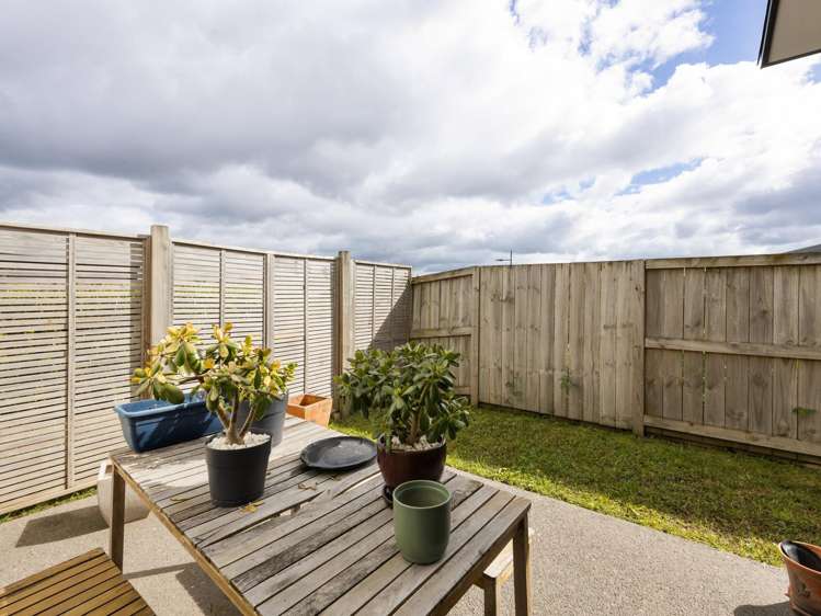 2/22 Iwi Road Baverstock_15