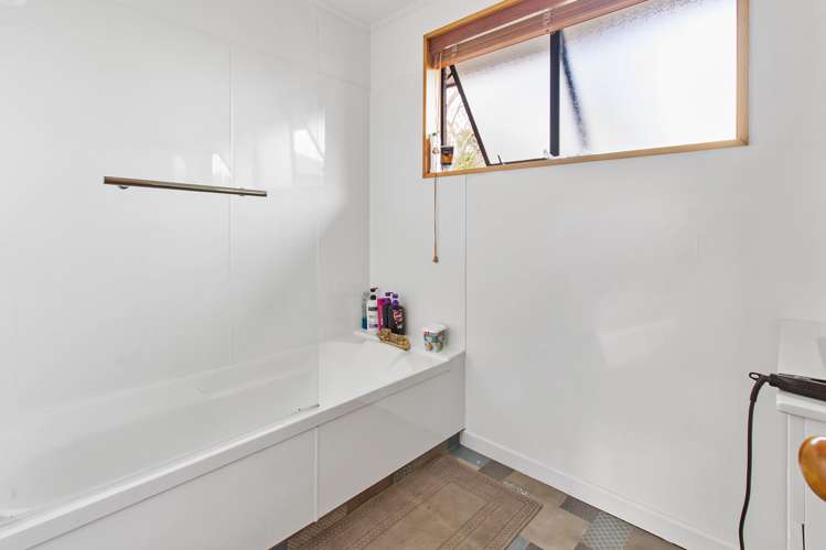 141 Gordons Valley Road Maungati_12