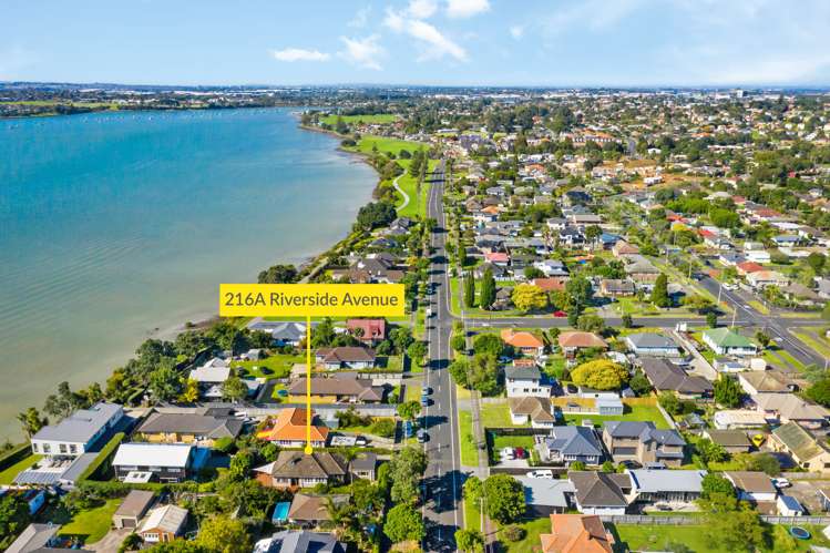 216a Riverside Avenue Point England_19