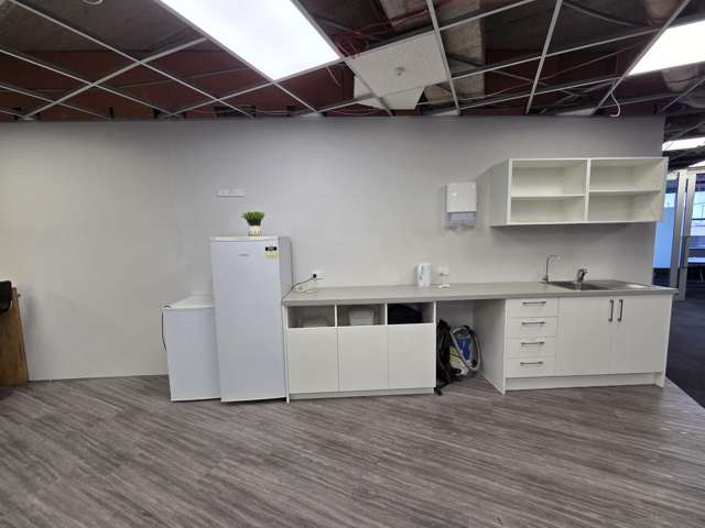 1/29 Waterloo Road Lower Hutt Central_2