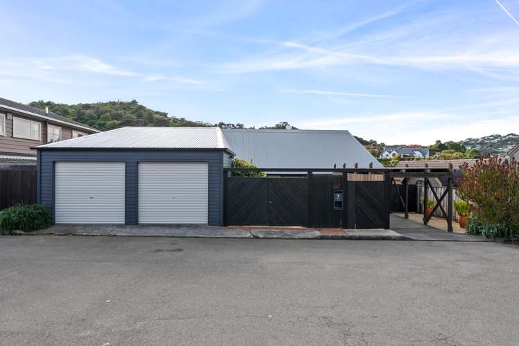 7 Woodford Way_0