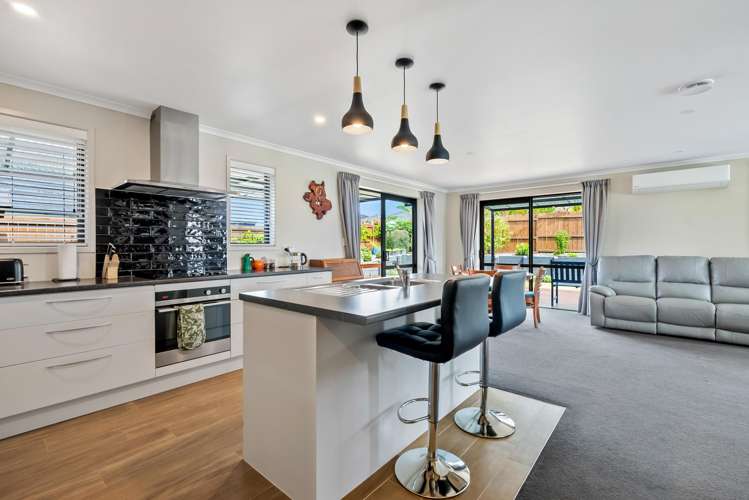 50 Plover Street One Tree Point_11