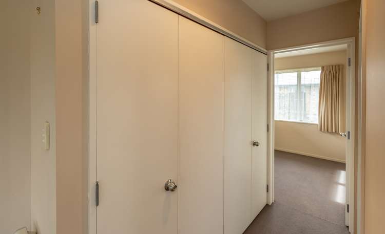 7/446 Ferry Road Woolston_11