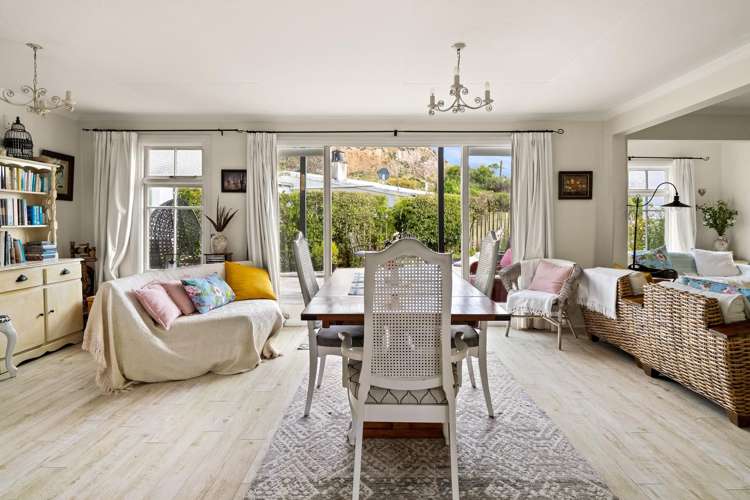 10 Muri Street Aramoana_6