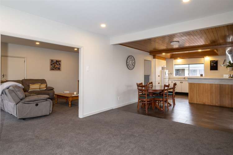 39 Reid Crescent Allenton_4