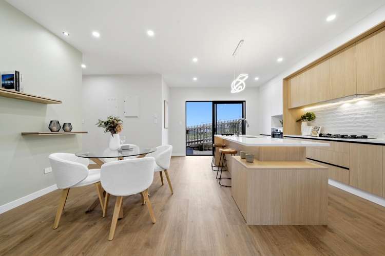 7 Harakeke Lane Orewa_10