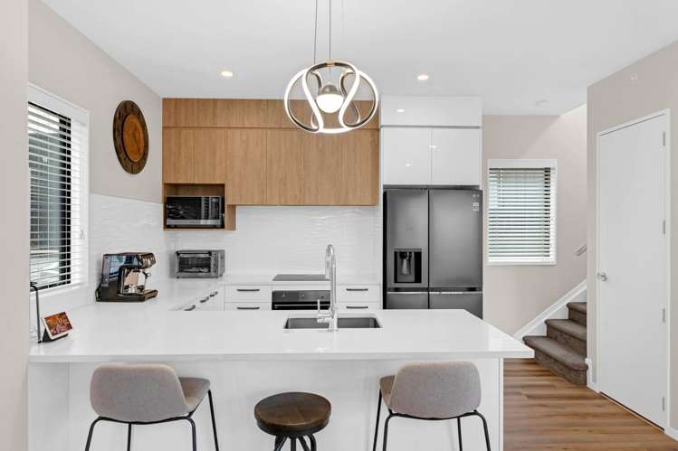 7/10 Newington Road Henderson_10