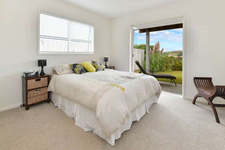 286 Alec Craig Way Gulf Harbour_11