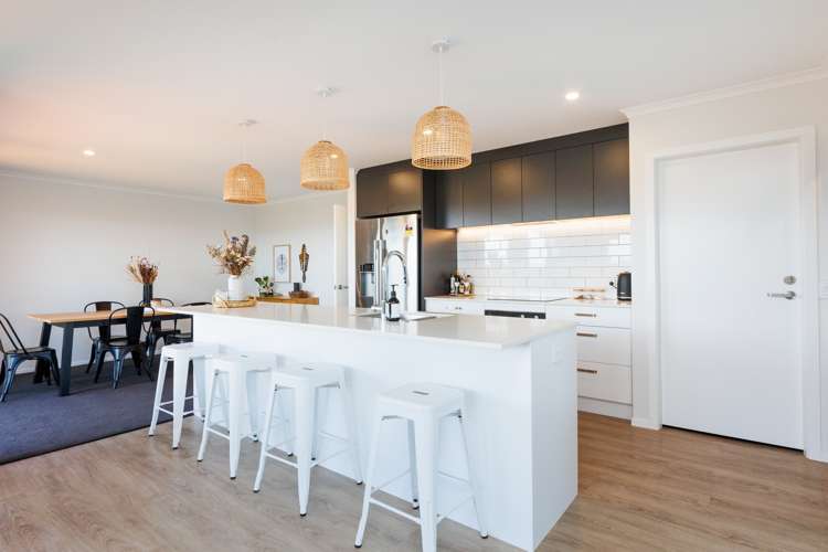 50 Atlantic Drive Fitzherbert_4