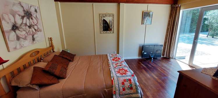 895 Old Coach Road Gore Surrounds_8