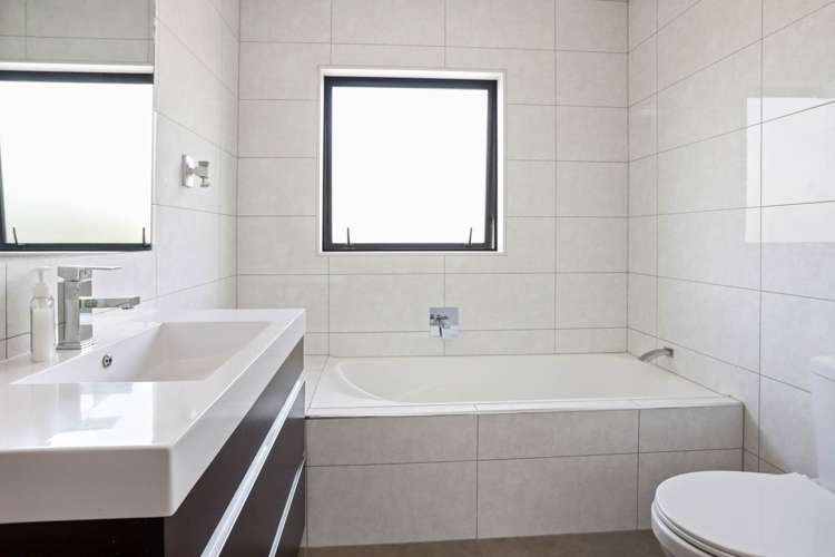 103b Roberts Road Te Atatu South_20