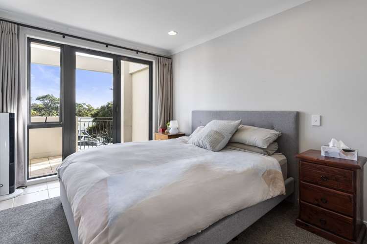 9/5 Monte Cassino Place Birkdale_10