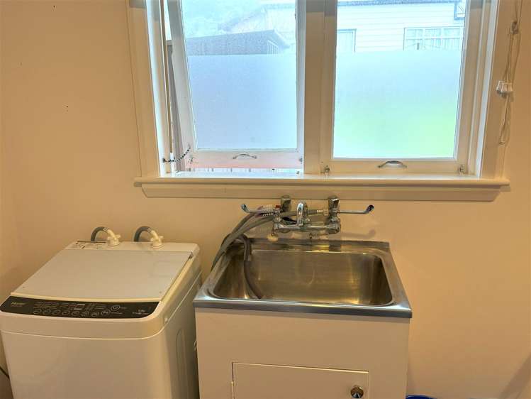 38 Murray Street Greymouth_12