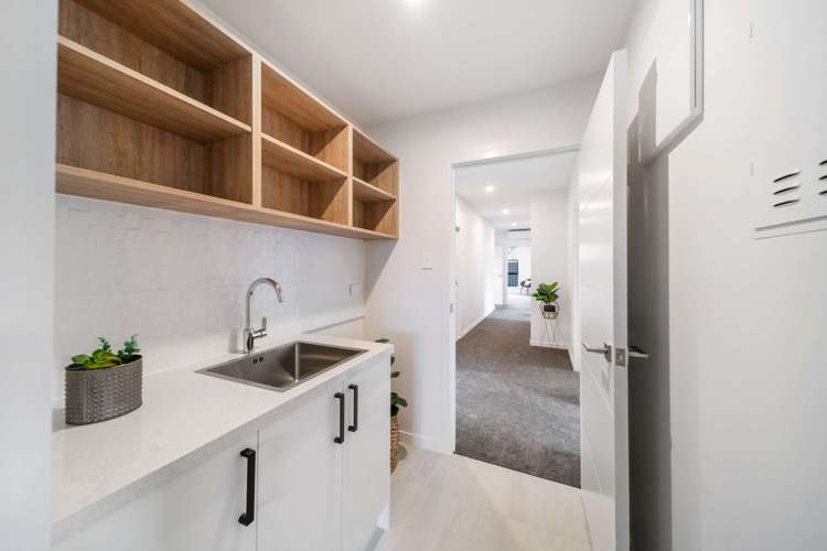 10 Henderson Street Mosgiel_17